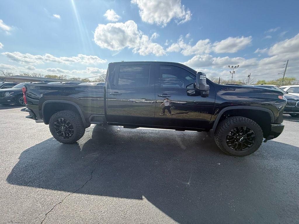 Chevrolet Silverado 2500HD LTZ Crew Cab Long Box 4WD 2026