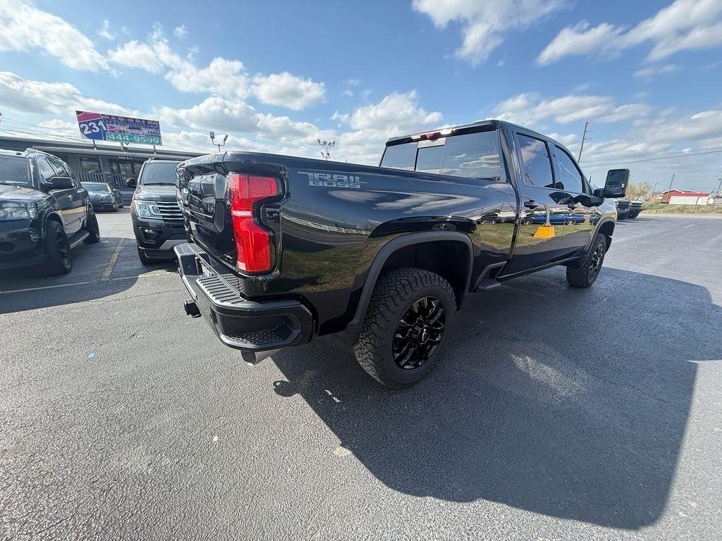 Chevrolet Silverado 2500HD LTZ Crew Cab Long Box 4WD 2026