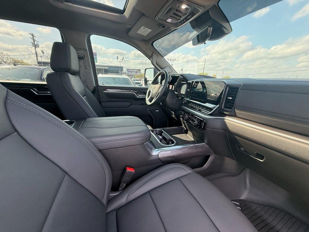 Chevrolet Silverado 2500HD LTZ Crew Cab Long Box 4WD 2026