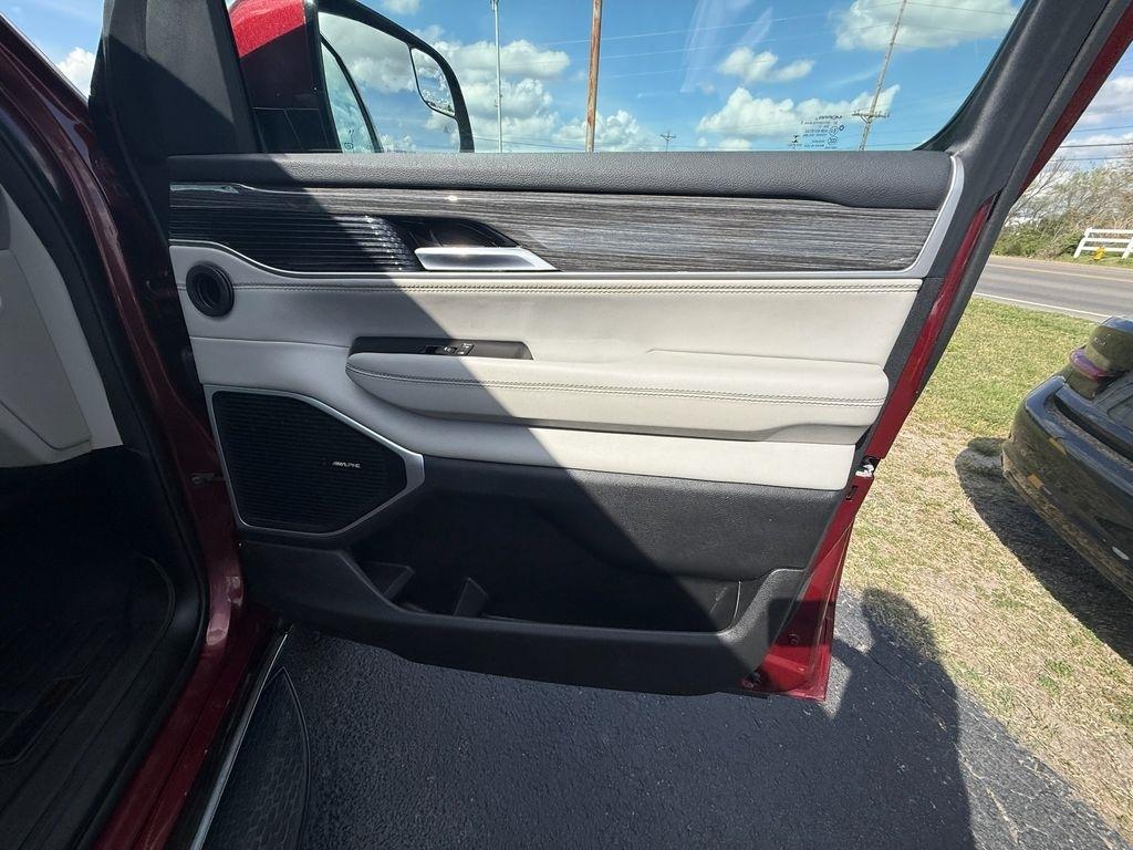 Jeep Wagoneer Series II 4WD 2022