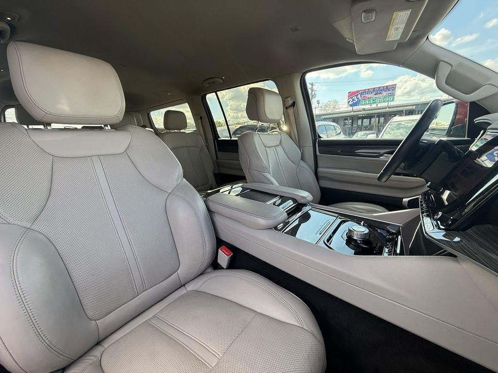 Jeep Wagoneer Series II 4WD 2022