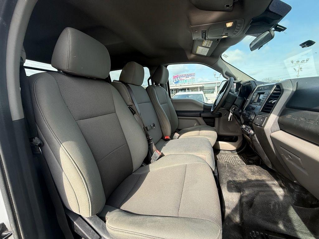 Ford F-350 SD XL Crew Cab Long Bed DRW 4WD 2021