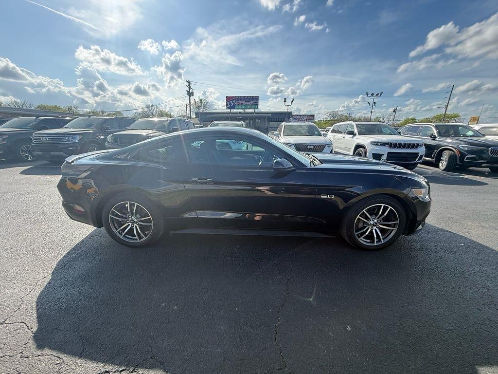 Ford Mustang GT Coupe 2017