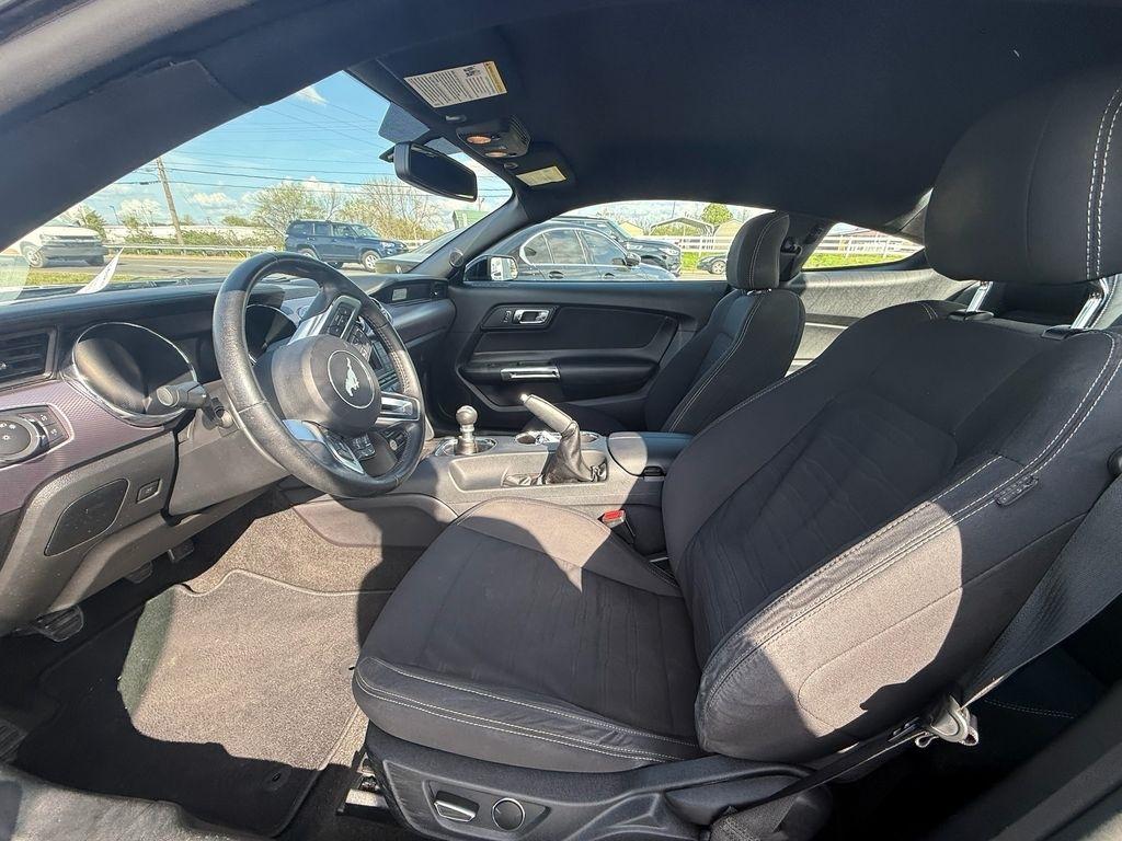 Ford Mustang GT Coupe 2017