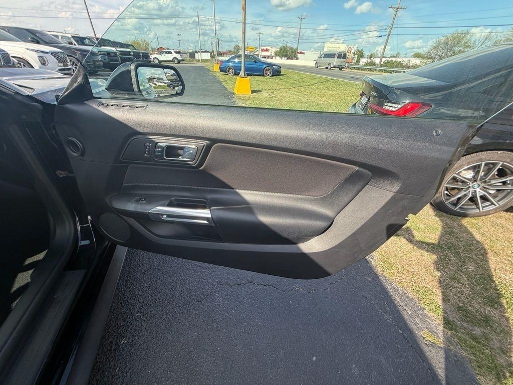 Ford Mustang GT Coupe 2017