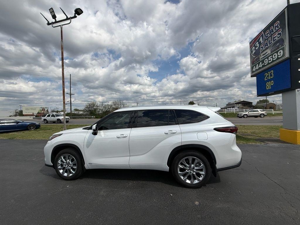 Toyota Highlander Hybrid Limited AWD 2025