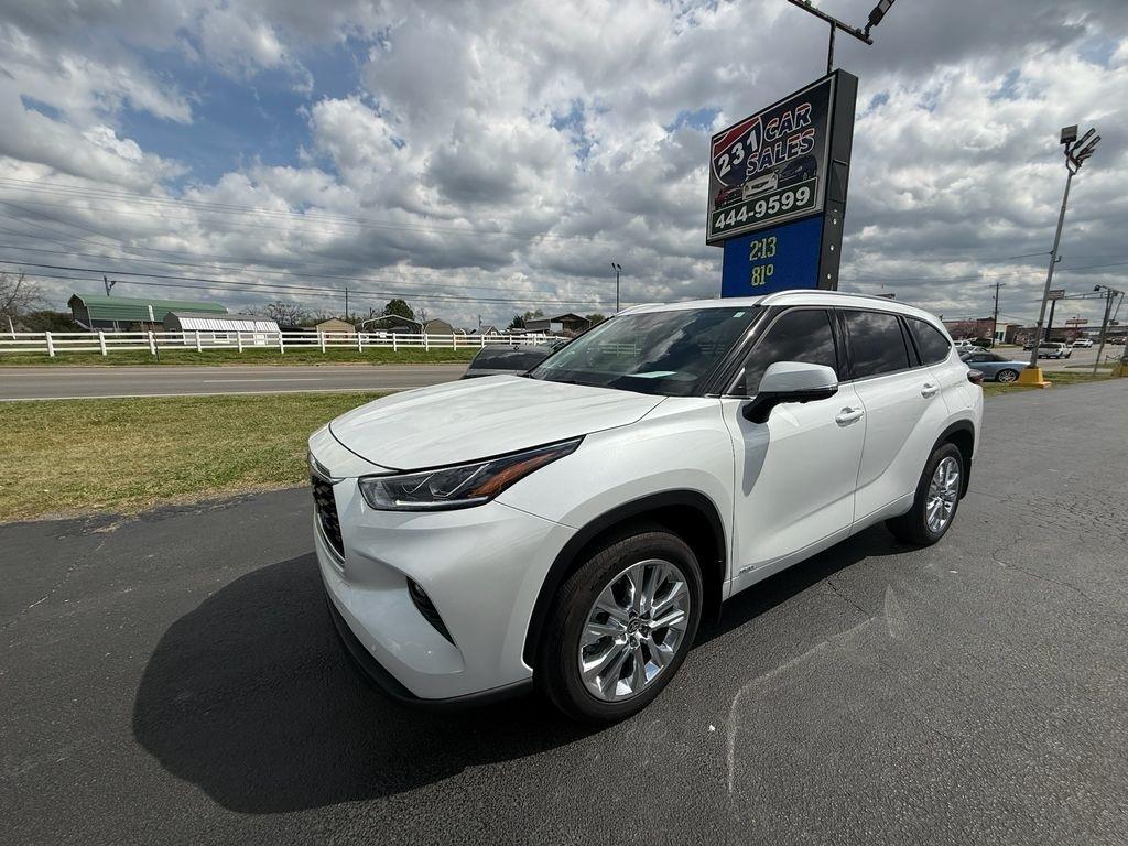 Toyota Highlander Hybrid Limited AWD 2025