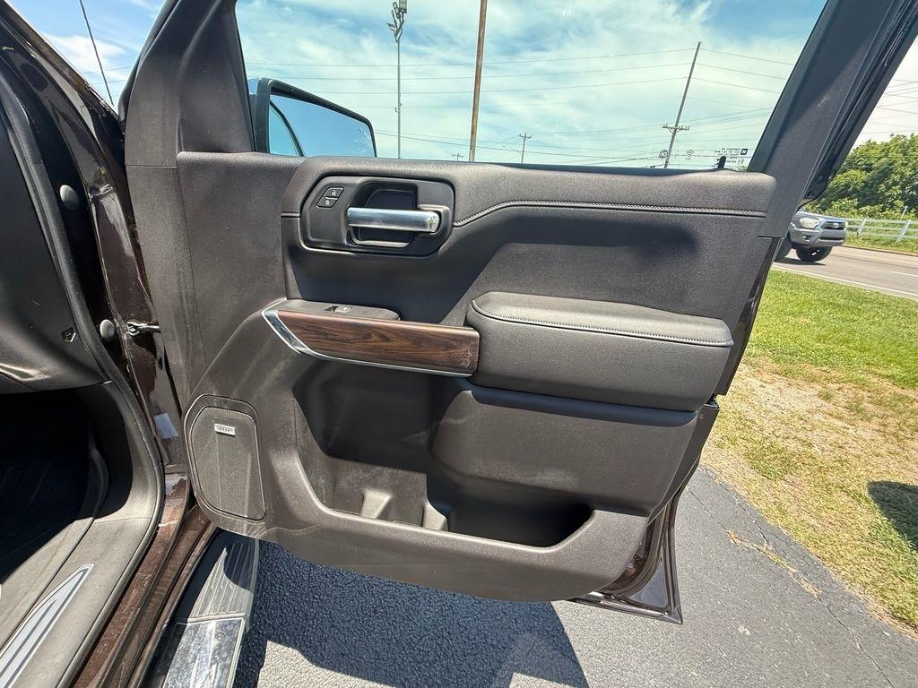 GMC Sierra 1500 SLT Crew Cab 4WD 2020