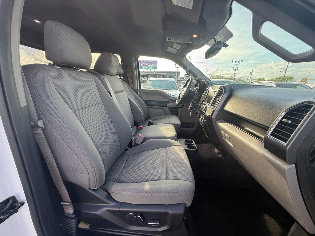 Ford F-150 Lariat SuperCrew 5.5-ft. Bed 4WD 2016