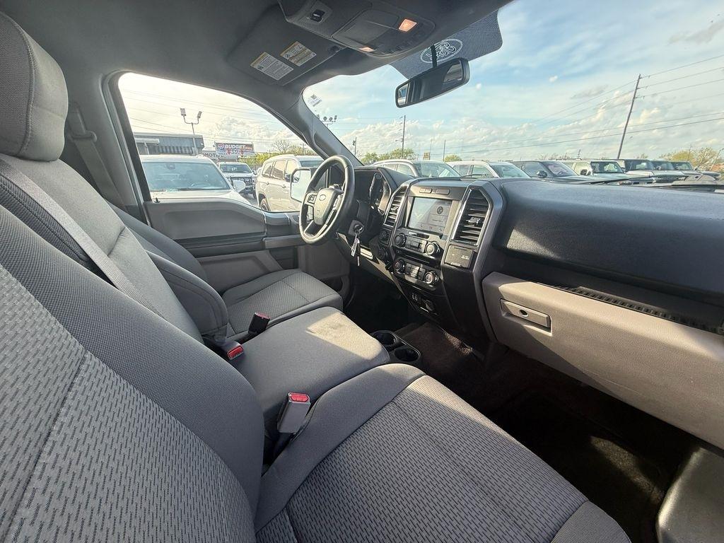 Ford F-150 Lariat SuperCrew 5.5-ft. Bed 4WD 2016