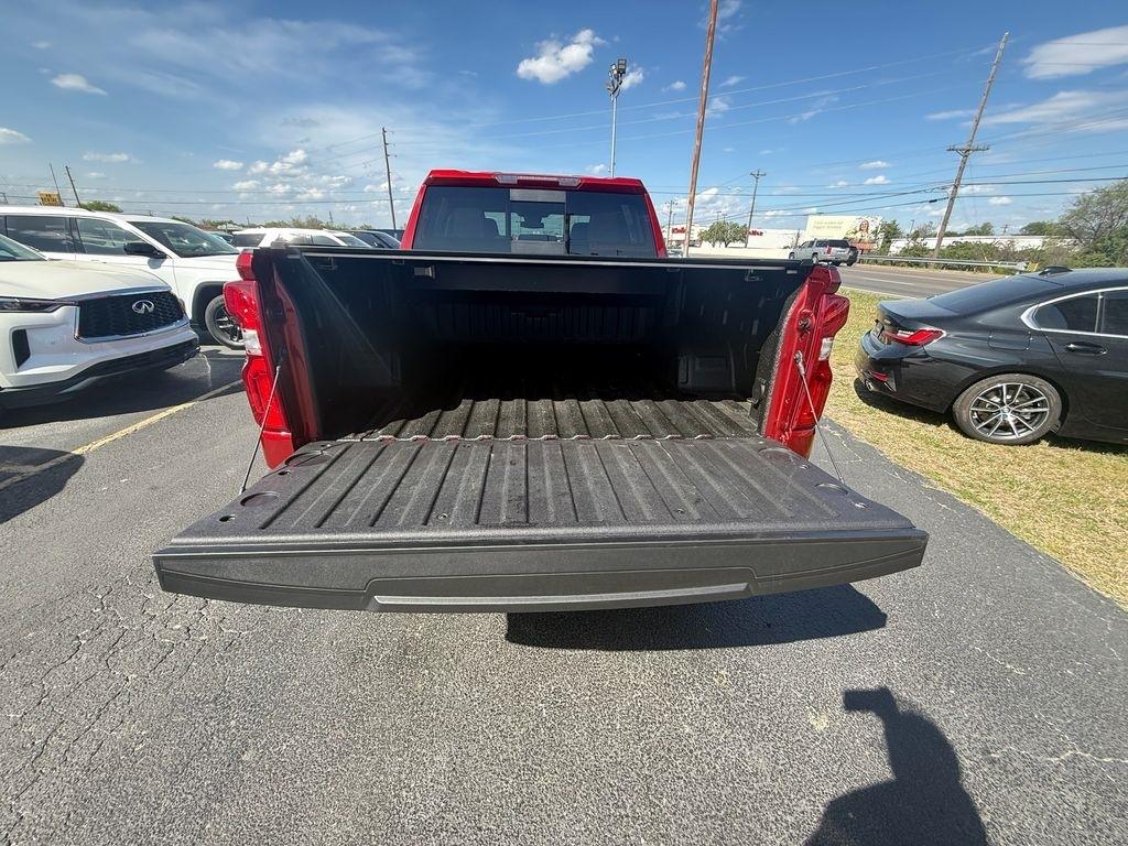 Chevrolet Silverado 1500 RST Crew Cab 4WD 2025