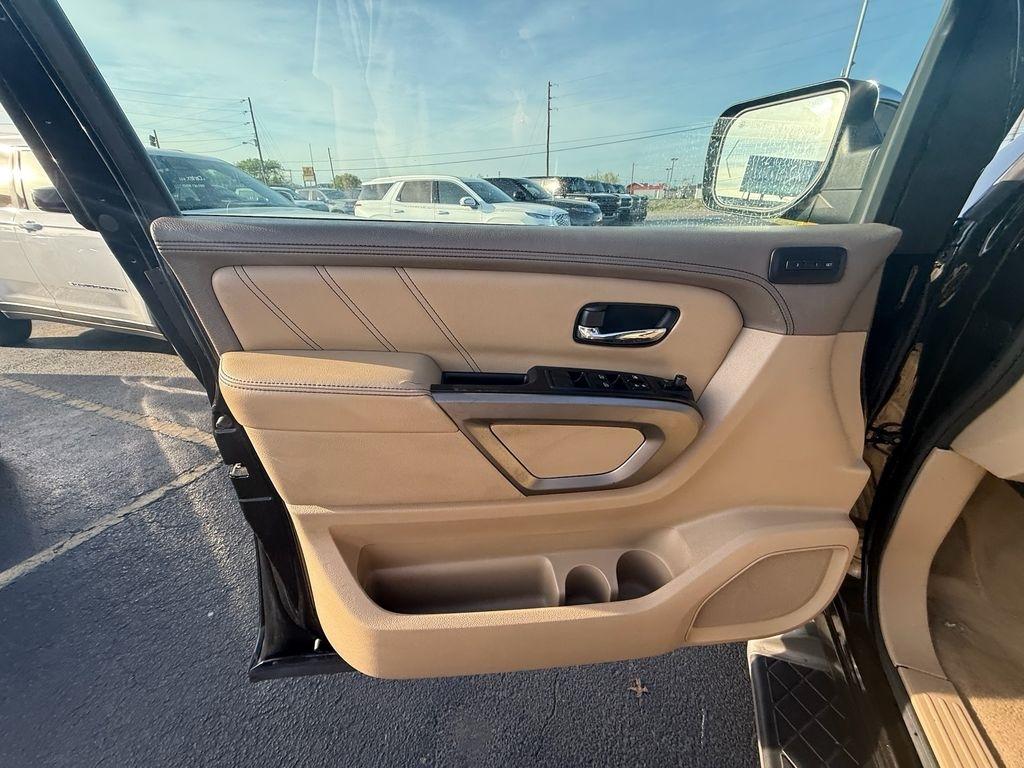 Nissan Armada SL 4WD 2015