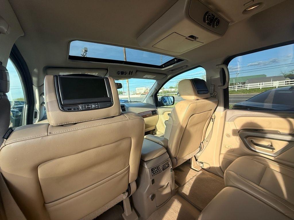 Nissan Armada SL 4WD 2015