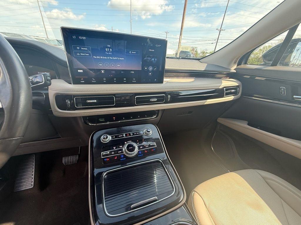 Lincoln Nautilus Reserve AWD 2023