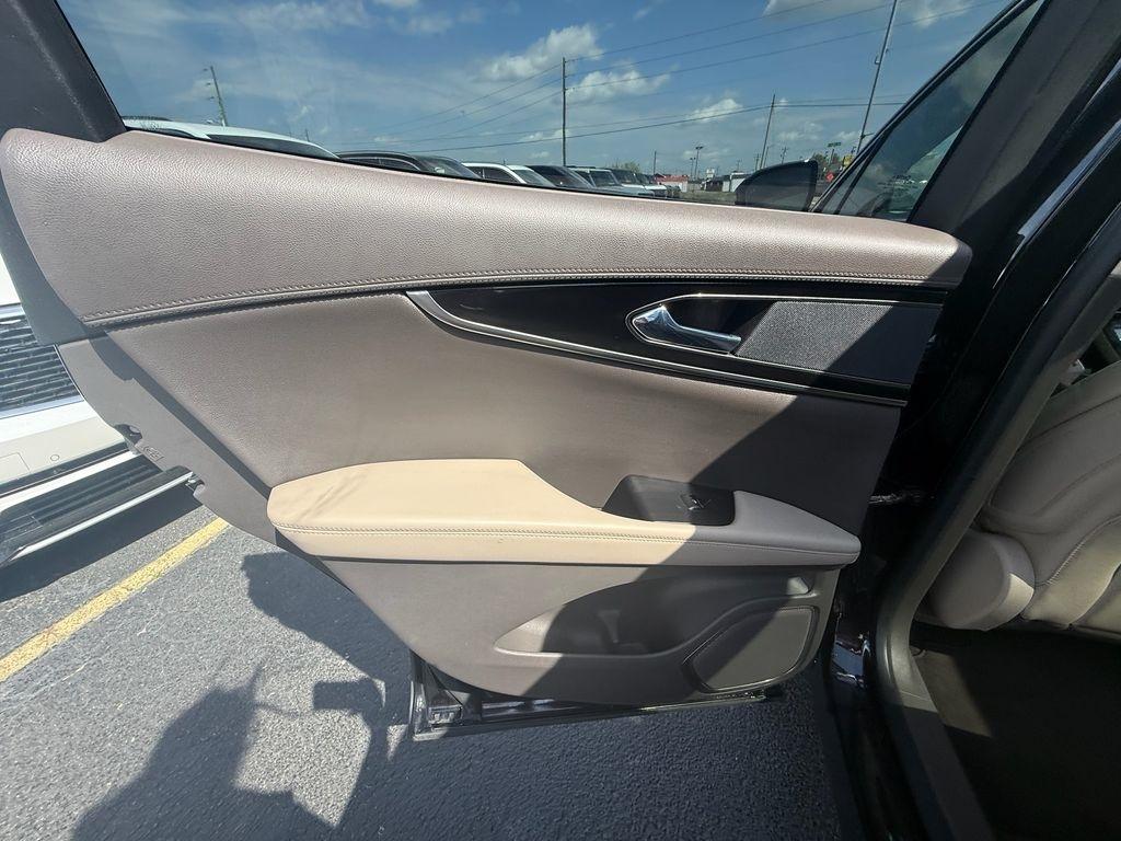 Lincoln Nautilus Reserve AWD 2023