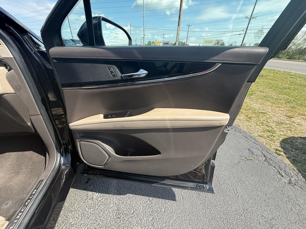 Lincoln Nautilus Reserve AWD 2023