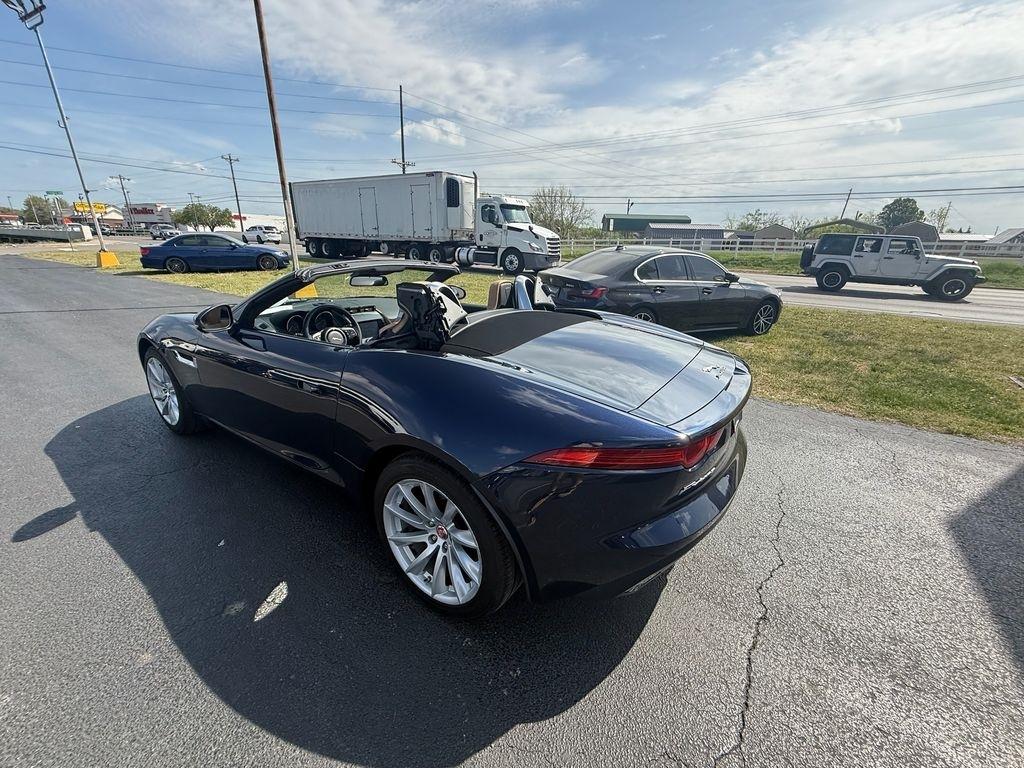 Jaguar F-Type Base Convertible 2015