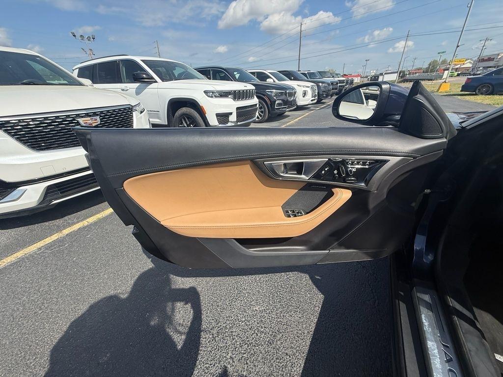 Jaguar F-Type Base Convertible 2015