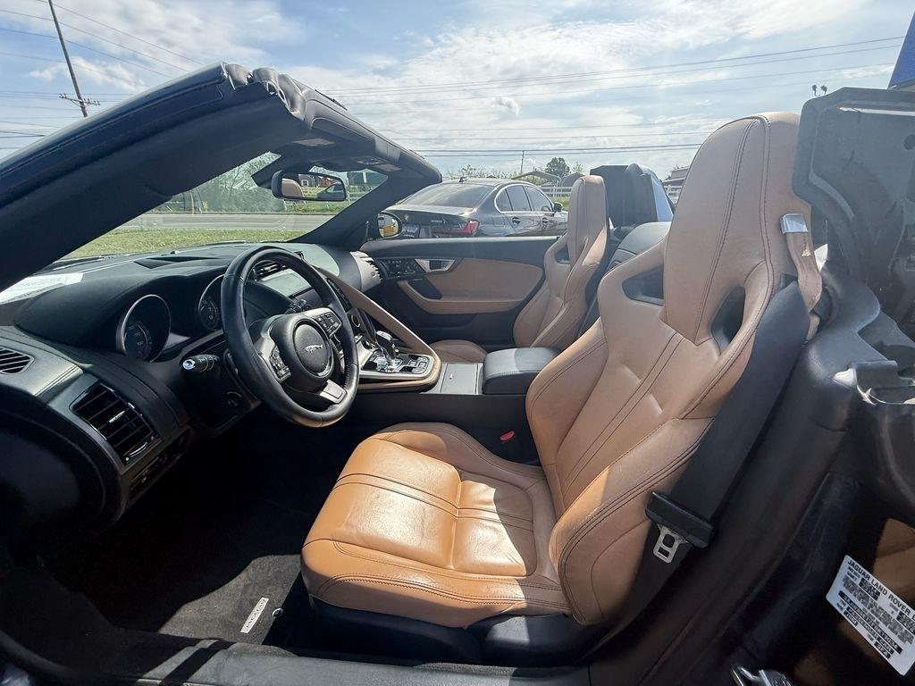 Jaguar F-Type Base Convertible 2015