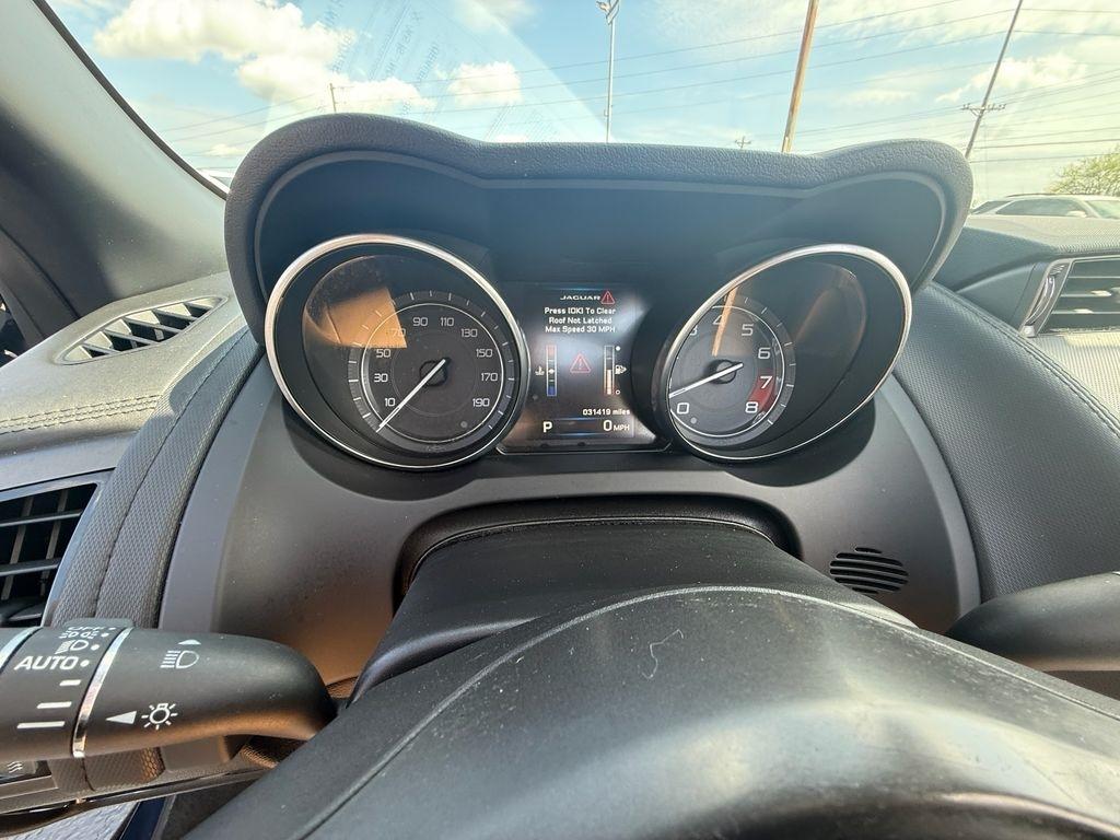 Jaguar F-Type Base Convertible 2015