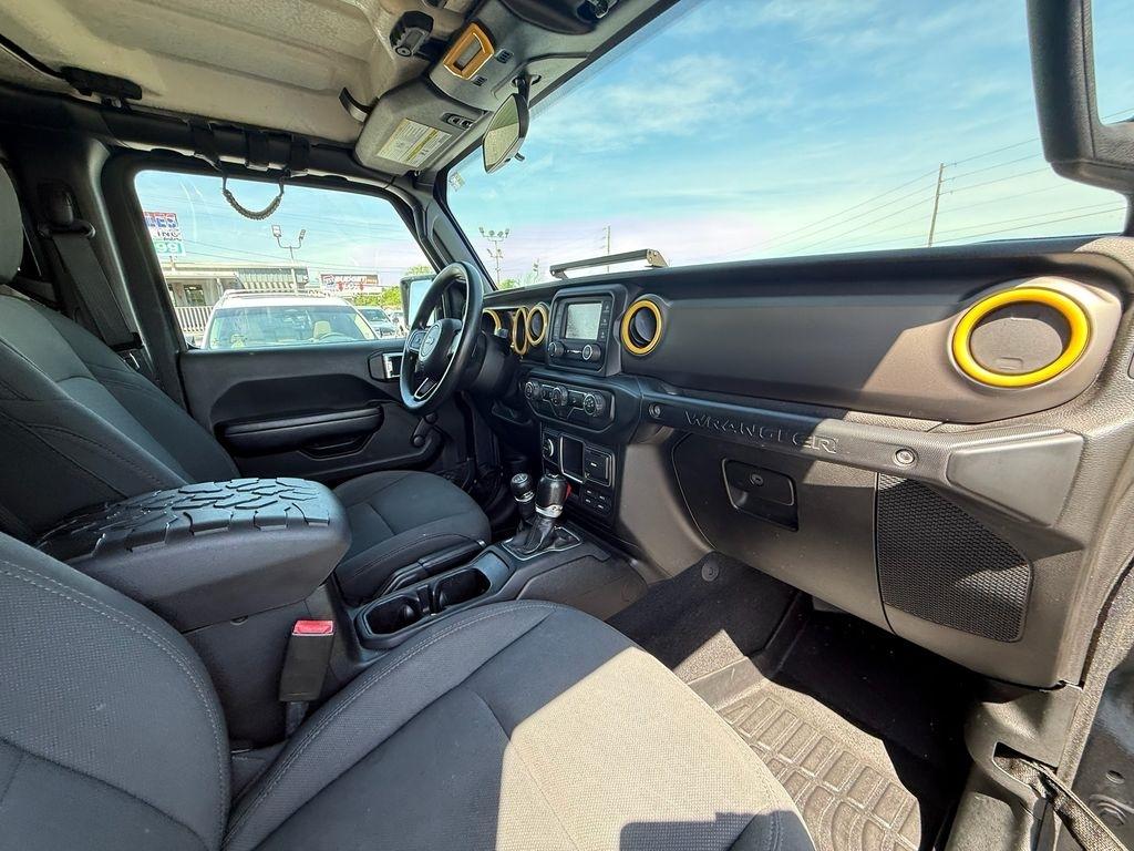 Jeep Wrangler Unlimited Sport 2018