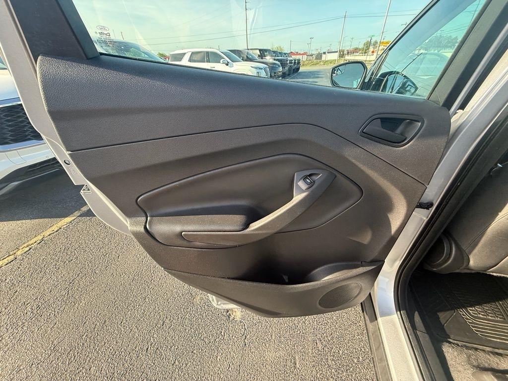 Ford Escape S FWD 2017