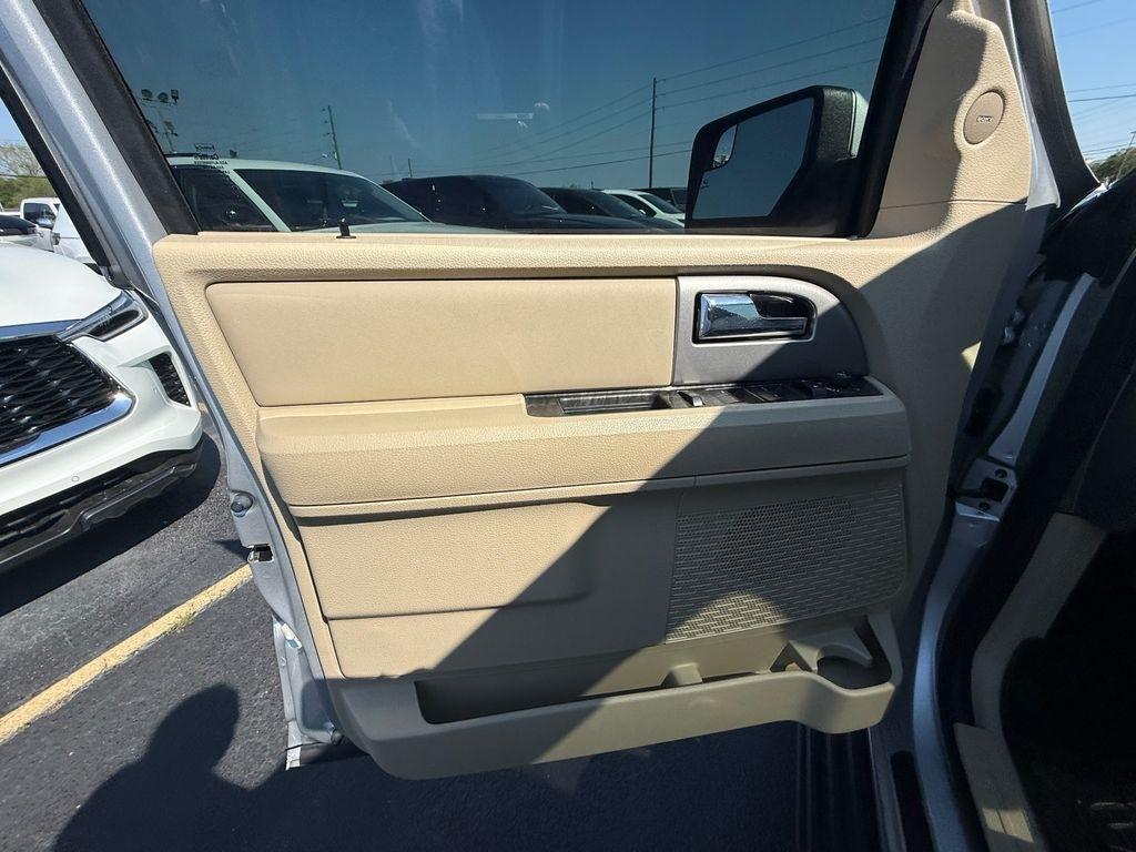 Ford Expedition EL Limited 2WD 2017