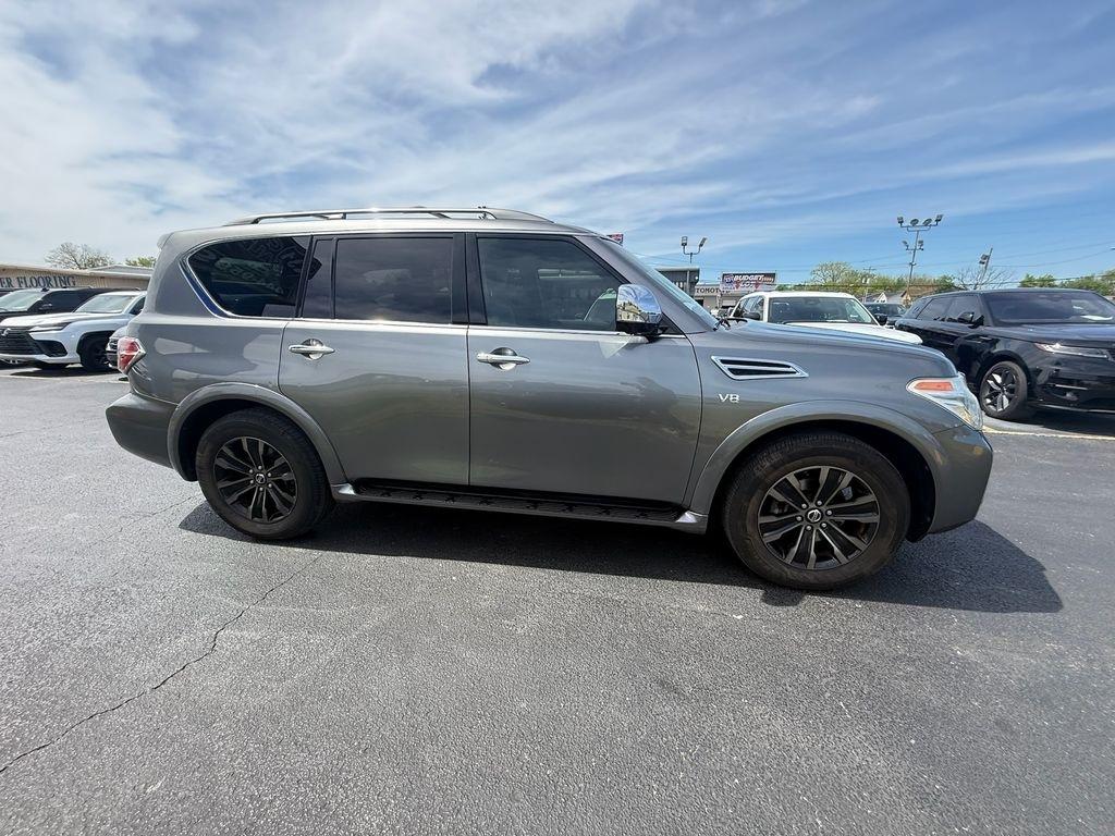 Nissan Armada Platinum AWD 2017