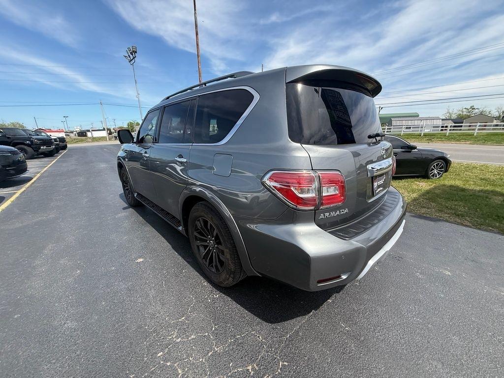 Nissan Armada Platinum AWD 2017