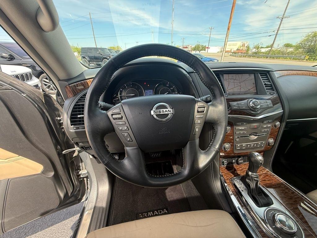 Nissan Armada Platinum AWD 2017