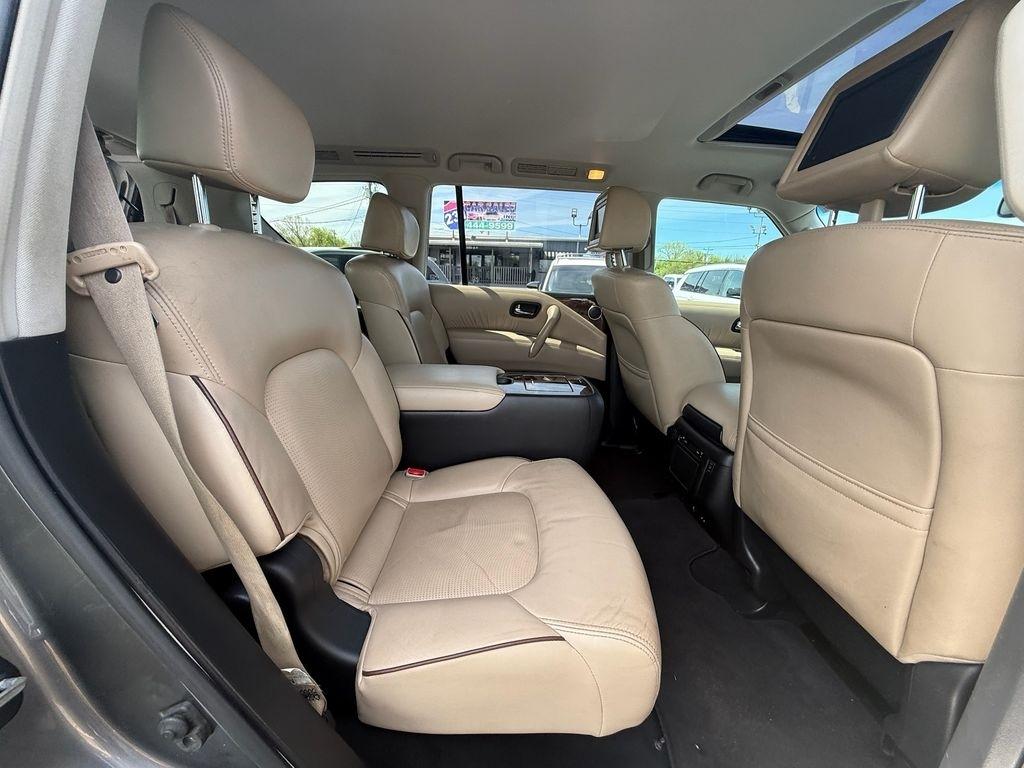 Nissan Armada Platinum AWD 2017