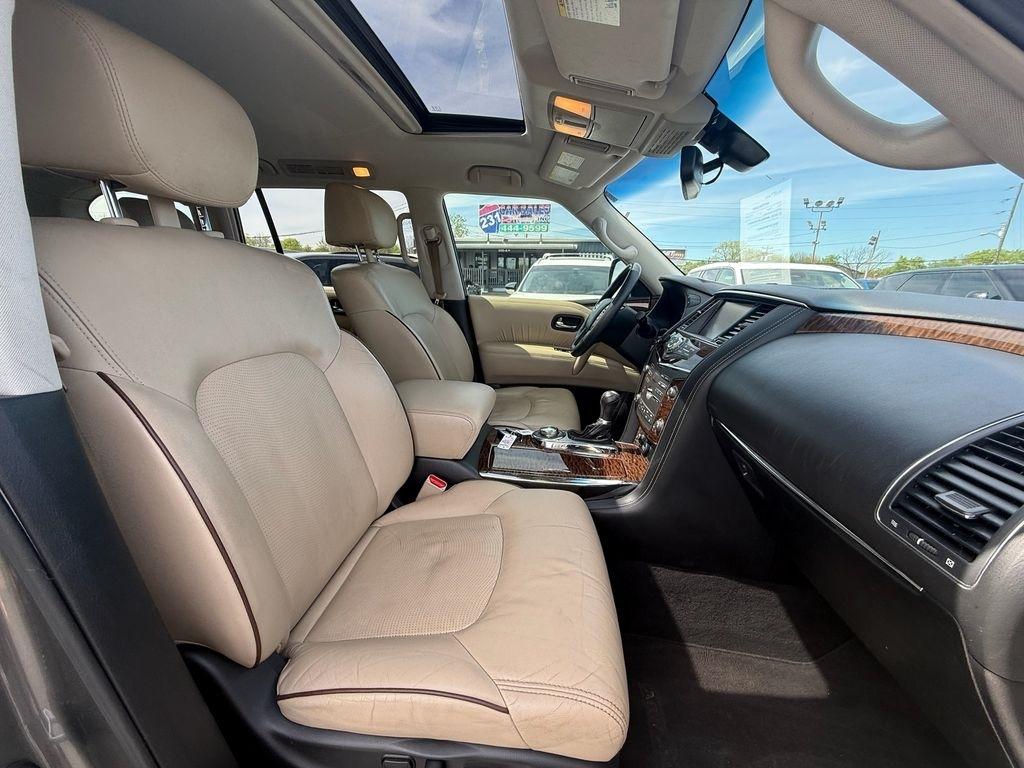 Nissan Armada Platinum AWD 2017