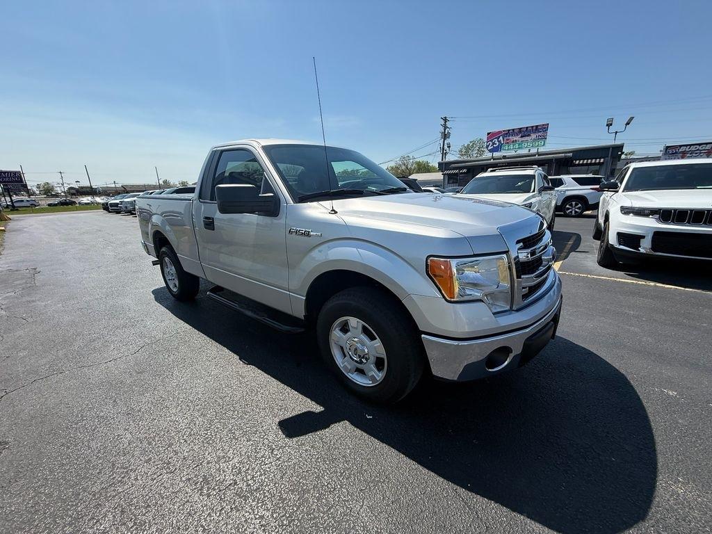 Ford F-150 XLT 2WD 2013