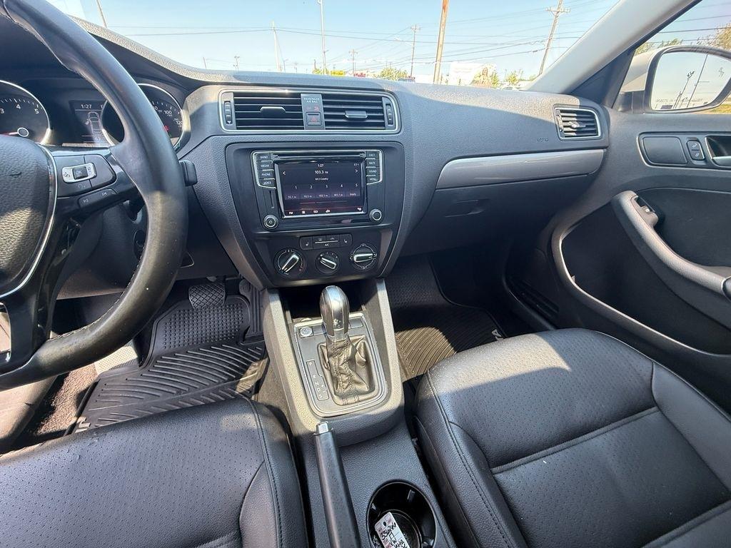 Volkswagen Jetta 1.4T SE 6A 2017