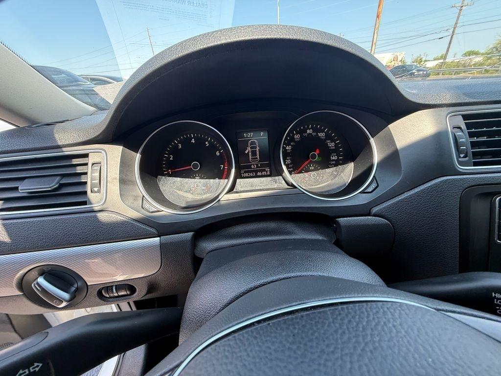 Volkswagen Jetta 1.4T SE 6A 2017