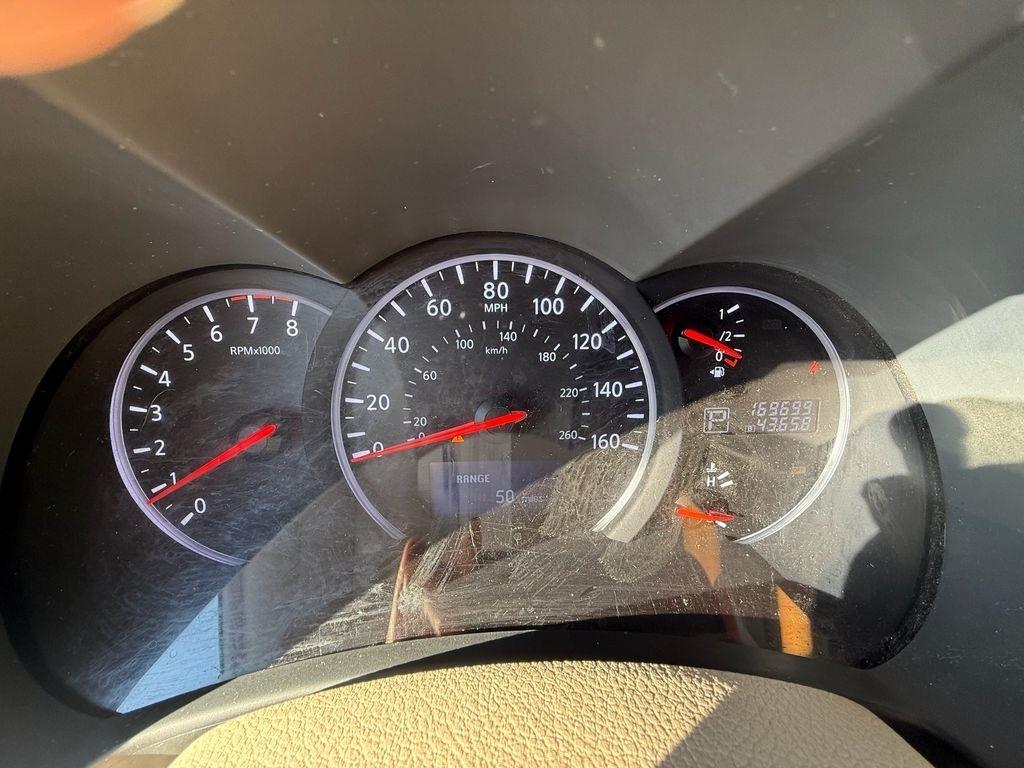 Nissan Quest 3.5 LE 2012