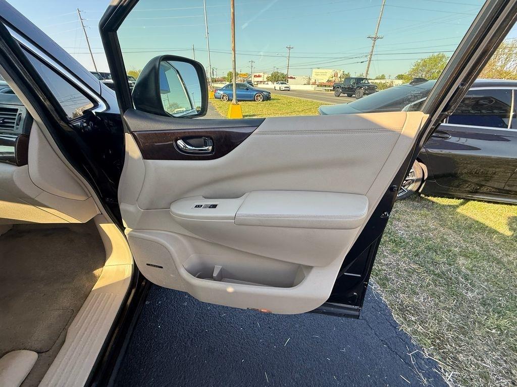 Nissan Quest 3.5 LE 2012