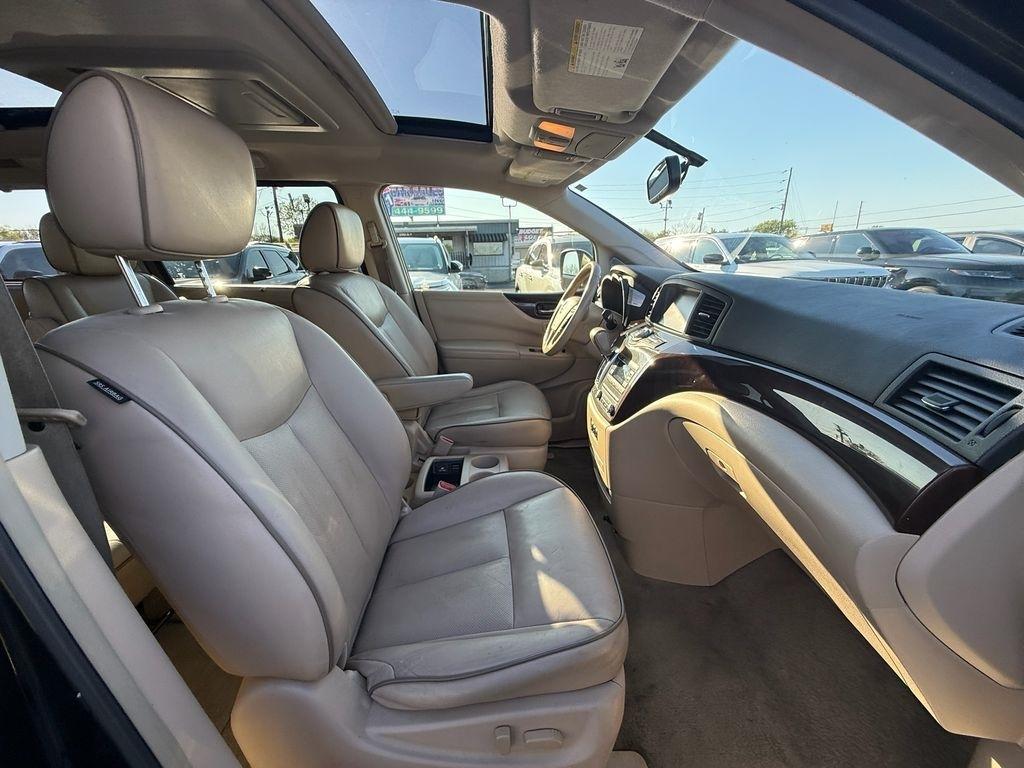 Nissan Quest 3.5 LE 2012