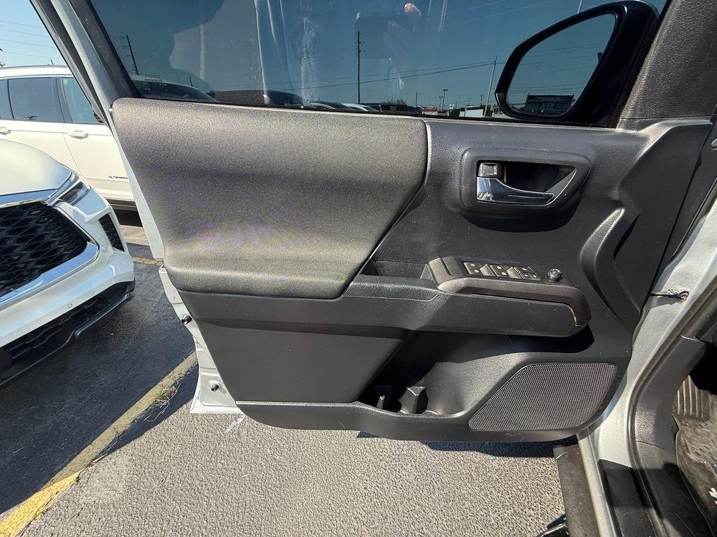 Toyota Tacoma SR5 Double Cab Long Bed V6 6AT 4WD 2019