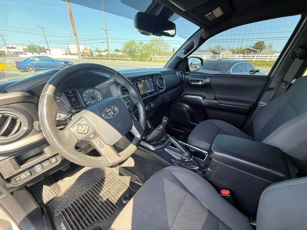 Toyota Tacoma SR5 Double Cab Long Bed V6 6AT 4WD 2019