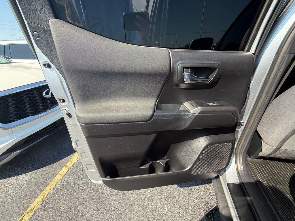 Toyota Tacoma SR5 Double Cab Long Bed V6 6AT 4WD 2019