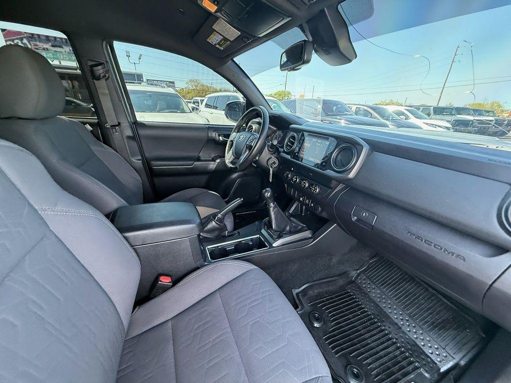Toyota Tacoma SR5 Double Cab Long Bed V6 6AT 4WD 2019