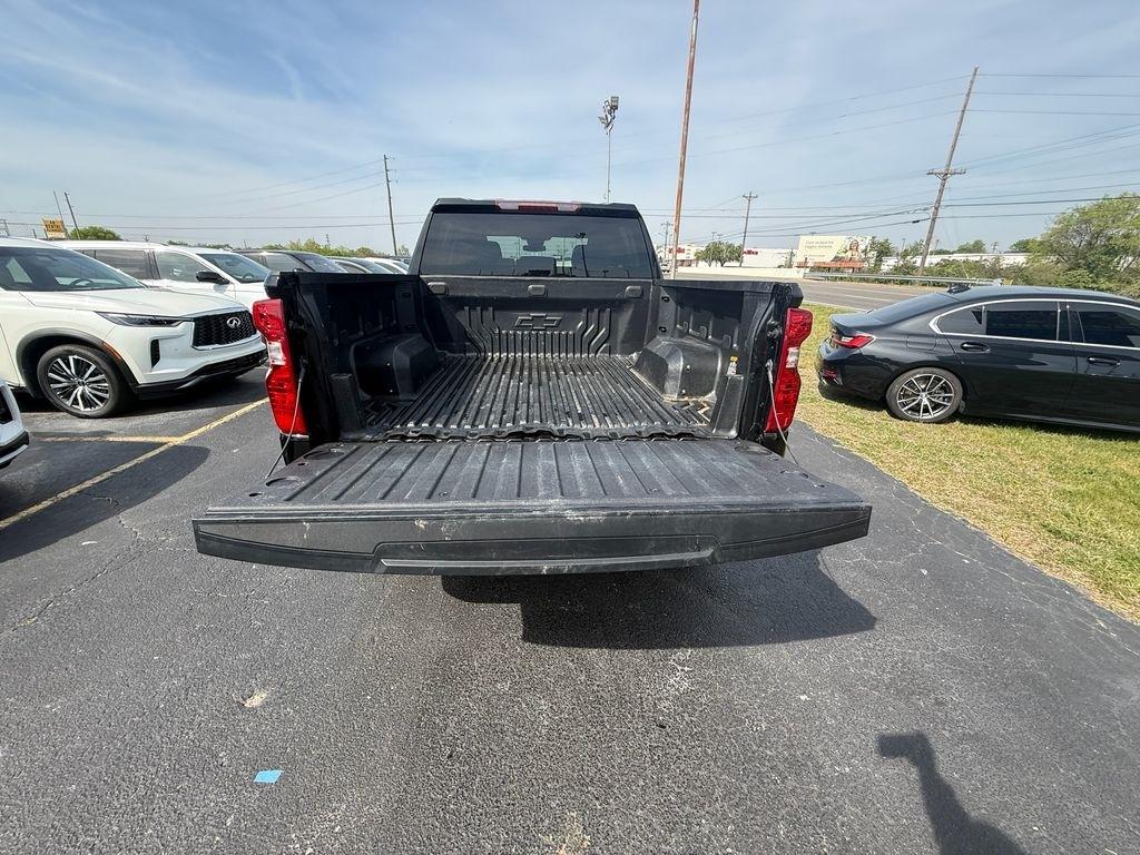 Chevrolet Silverado 1500 Trail Boss Custom Crew Cab 4WD 2025