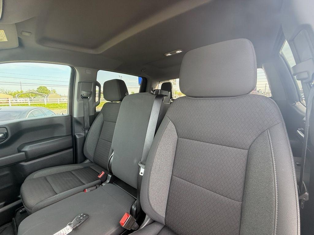 Chevrolet Silverado 1500 Trail Boss Custom Crew Cab 4WD 2025