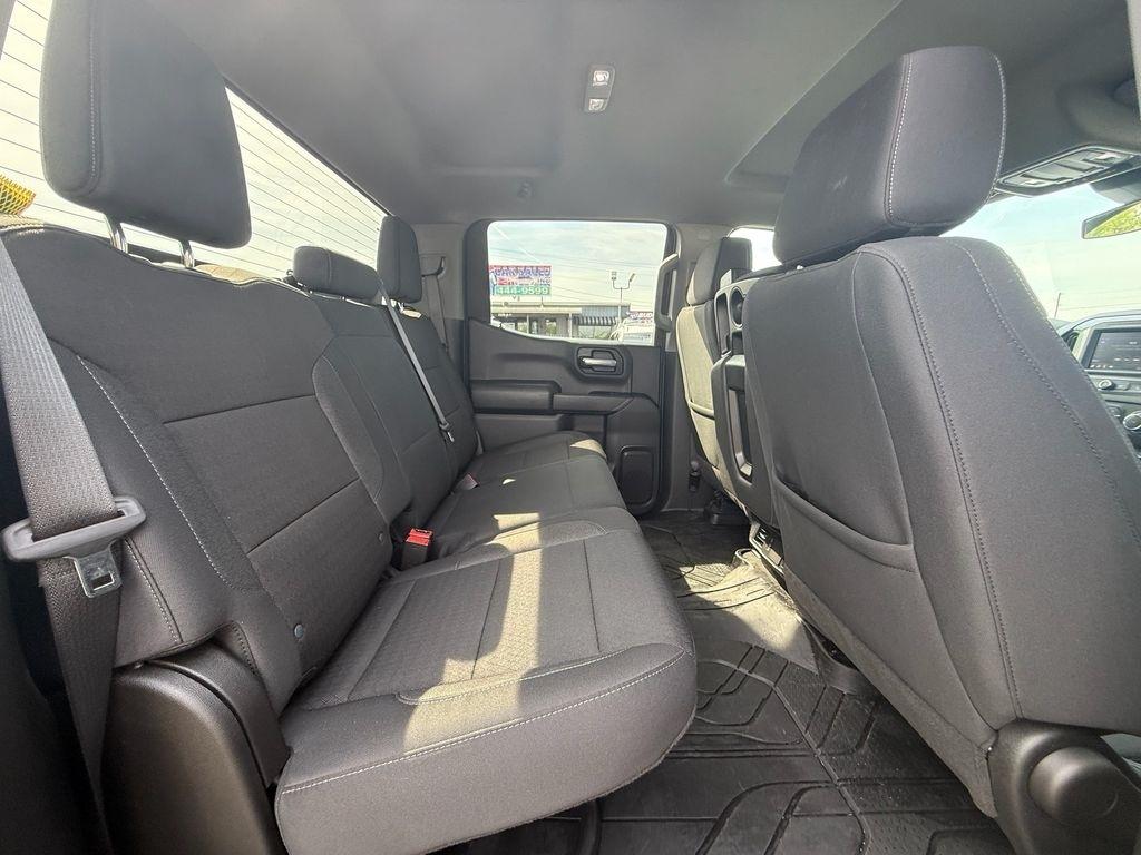 Chevrolet Silverado 1500 Trail Boss Custom Crew Cab 4WD 2025