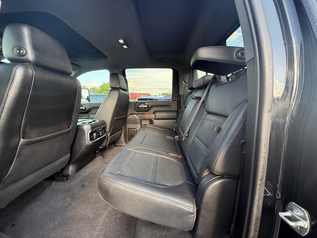 GMC Sierra 2500HD Denali Crew Cab 4WD 2020