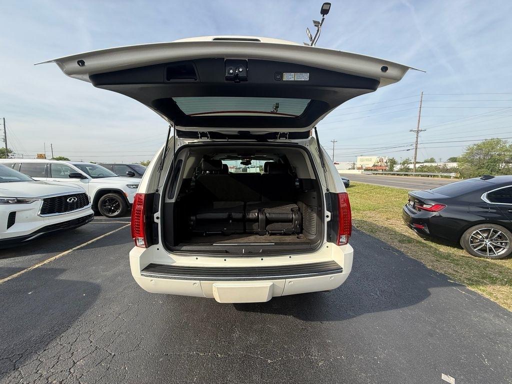 Cadillac Escalade AWD 2008