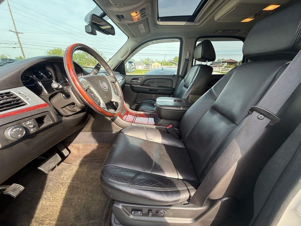 Cadillac Escalade AWD 2008