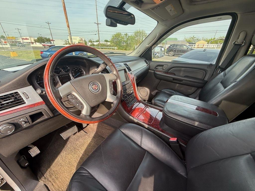 Cadillac Escalade AWD 2008