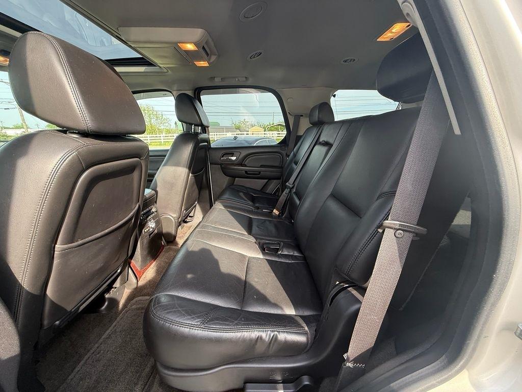 Cadillac Escalade AWD 2008